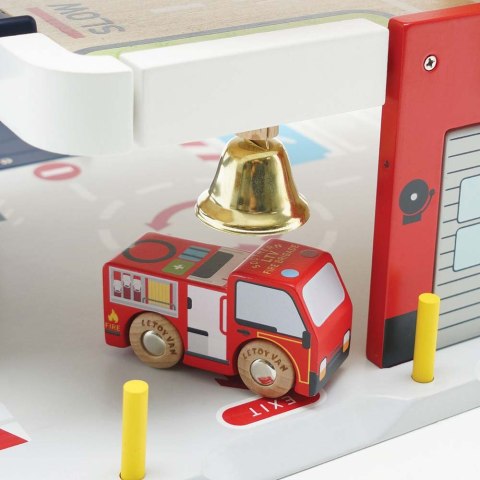 Drewniany garaż wielopoziomowy służby ratunkowe, zabawka, dzieci Le Toy Van Le Toy Van