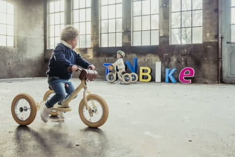 Pierwszy rowerek trójkołowy dziecięcy biegowy 2w1 kremowy matowy Trybike CoandCo
